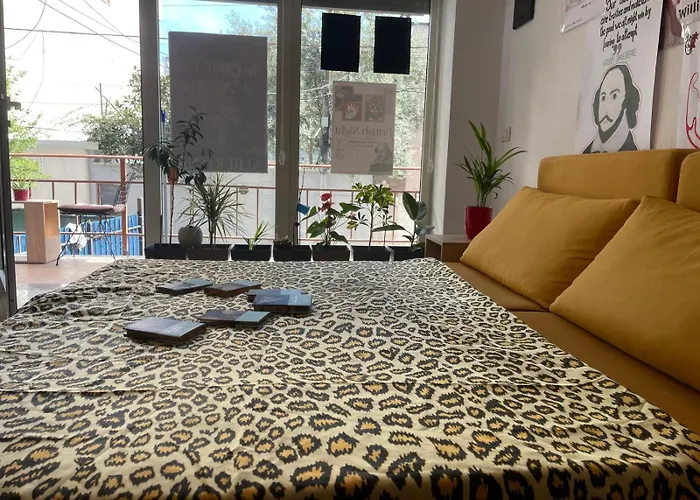 Bed & Breakfast Amor_bookstore *